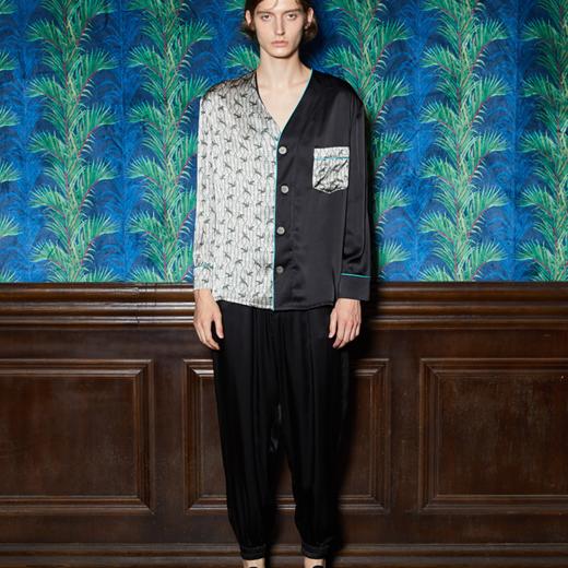 「宇宙游园」/THE FABRIC UNION 男士真丝印花长袖睡衣套装 "仙岛飞行记" 商品图0