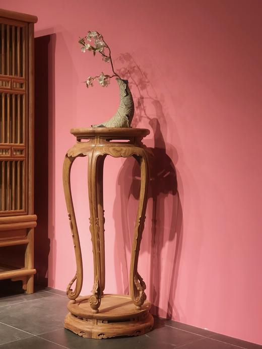 红桥红  家具严选  缅甸花梨(大果紫檀）  【鱼门洞带台座梅花式香几】 商品图1