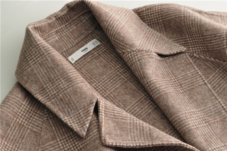 面料:50%polyester 41%wool 3acrylic  3%polamdie 3%viscose 尺码表
