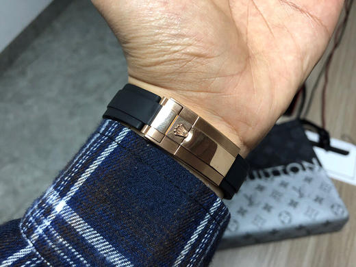 Rolex   劳力士 迪通拿计时系列 巧克力🍫陶瓷圈口 橡胶表带 蓝宝石镜面 改装升级版自动机械机芯升级4130机芯夹板！少量到货！ 商品图7