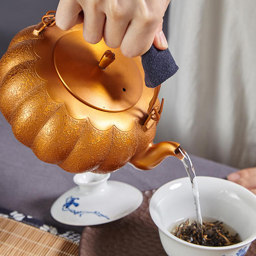 朱炳仁丨紫金太子铜壶 雨花点 700ml          商品图4