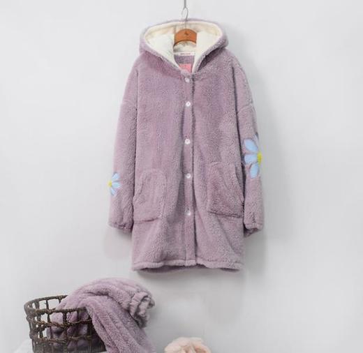 【睡衣女】冬季新款珊瑚绒加绒加厚女睡衣 学生大码可外穿家居服两件套 商品图1