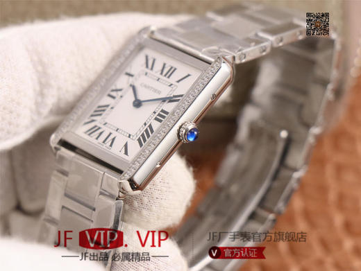 K11卡地亚坦克系列，精钢版，有24mm×31mm,中号27mm×34mm,两个尺寸，原厂鳄鱼皮带，底盖编码，均与正品一致！配贴码，一表一码！十种颜色表带！男士腕表，精钢表带，自动机械机芯，密底。 商品图4
