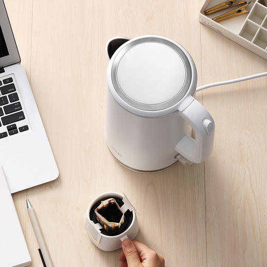 【煮水快容量大】YOULG阳朗便携电热水壶|1800W大功率|双层防烫壶身|英国进口控温器 商品图3