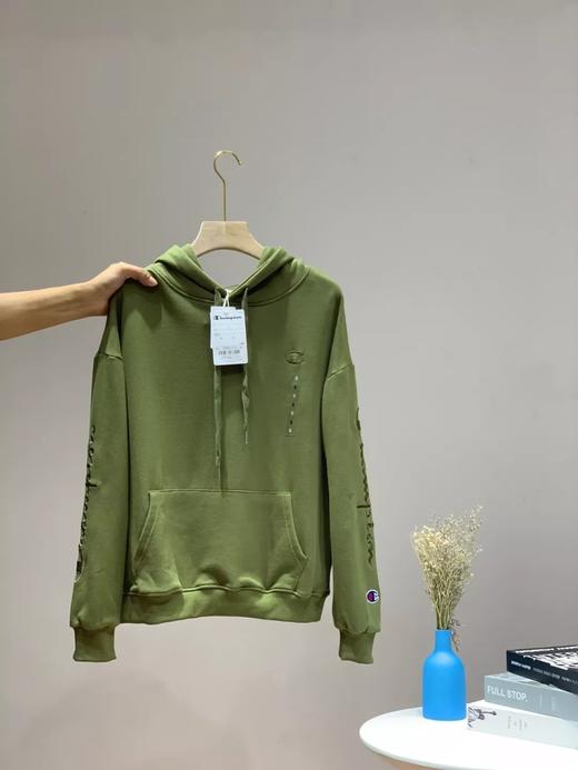 减龄秘诀！刷街神器！G军牛油果绿情侣款卫衣 商品图5