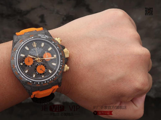 DIW劳力士宇宙计时迪通拿系列，上海7750计时机芯，表壳碳纤维材质打造，镜面双面电镀高透膜工艺，男士腕表，绢丝表带，自动机械机芯，密底。 商品图9