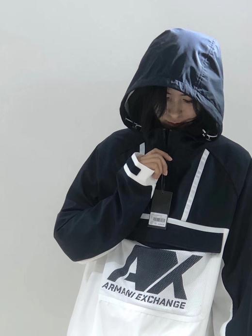 点此购买 阿玛尼男女款宽松连帽套头夹克 云 132517 商品图3
