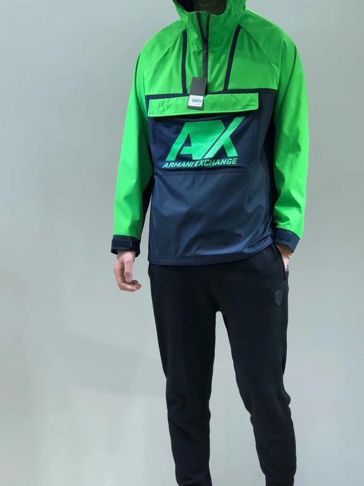 点此购买 阿玛尼男女款宽松连帽套头夹克 云 132517 商品图6