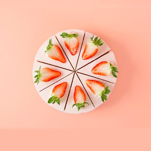 【新品上线，多肉莓莓】甜润草莓果肉鲜红，点缀着粉红丝绒胚子，一口倾心，可选2磅（广州） 商品图2