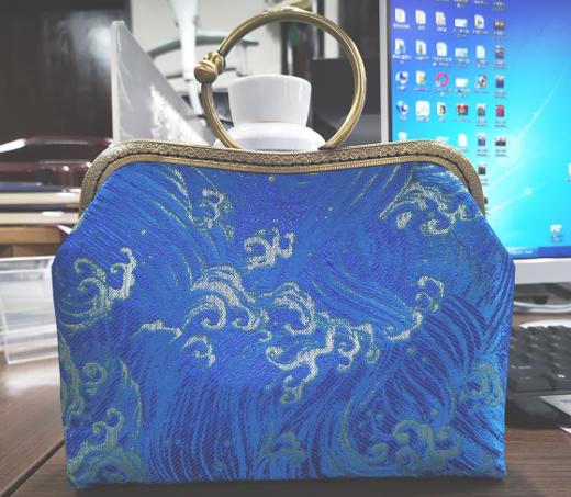 手环织锦口金包 商品图0