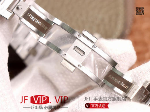 XF 爱bi皇家橡树15202，功能与正品一致，厚度8.5mm，极限还原正品厚度。上手效果非常好。男士腕表，精钢表带，自动机械机芯，透底。 商品图9