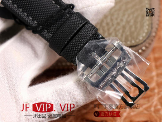 OM宝po五十噚5085F，直径45x15.5毫米精钢表壳制造配备齿纹单向旋转表圈 ，大50噚盘面带有放射花纹表盘配搭“游泳圈口”另豪华程度更加酷炫，男士腕表 商品图7