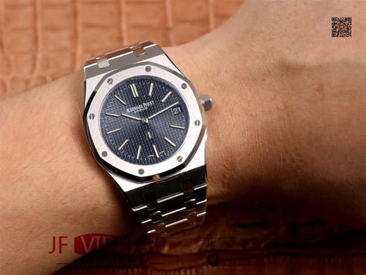 XF 爱bi皇家橡树15202，功能与正品一致，厚度8.5mm，极限还原正品厚度。上手效果非常好。男士腕表，精钢表带，自动机械机芯，透底。 商品图11