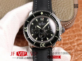 OM宝po五十噚5085F，直径45x15.5毫米精钢表壳制造配备齿纹单向旋转表圈 ，大50噚盘面带有放射花纹表盘配搭“游泳圈口”另豪华程度更加酷炫，男士腕表，自动机械机芯，绢丝表带，密底。