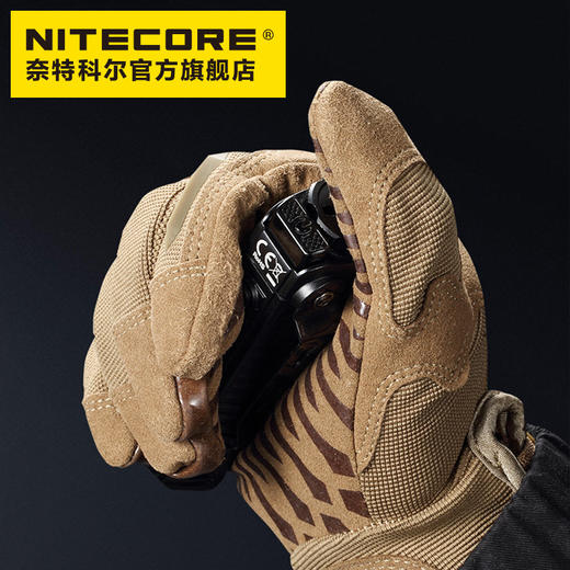 NITECORE奈特科尔P18双光源静音强光战术手电筒 商品图4