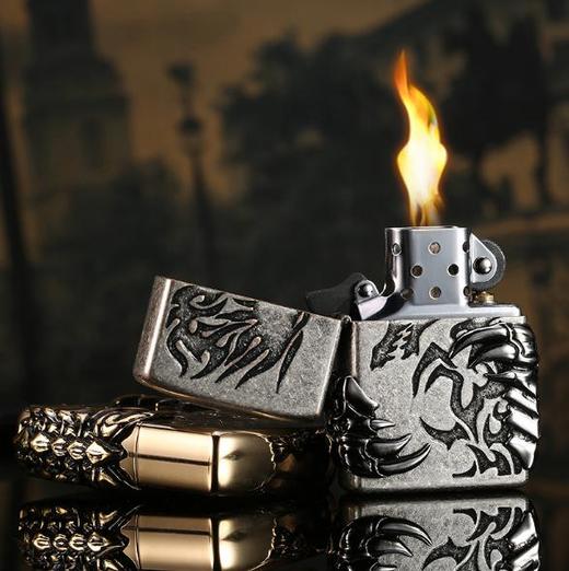 【打火机】.首领铜质个性煤油男士打火机魔龙爪浮雕贴章防风复古老式机 商品图0
