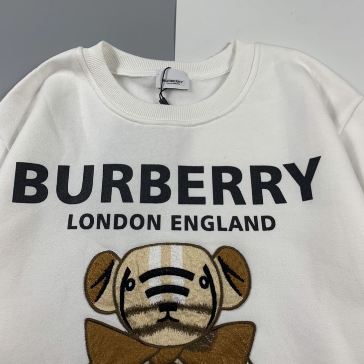 burberry 2019官方新款刺绣小熊加绒卫衣