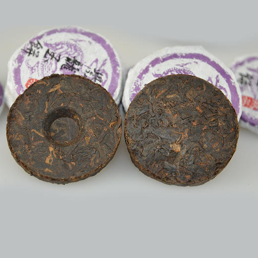 澜沧古茶 紫龙玉饼（生茶+熟茶） 66g/瓶*2 商品图2