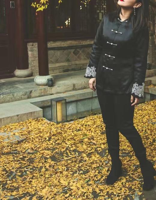 吉祥幸福之鸟 背后大蝴蝶结 印度手工绣片 黑棉袄 商品图0