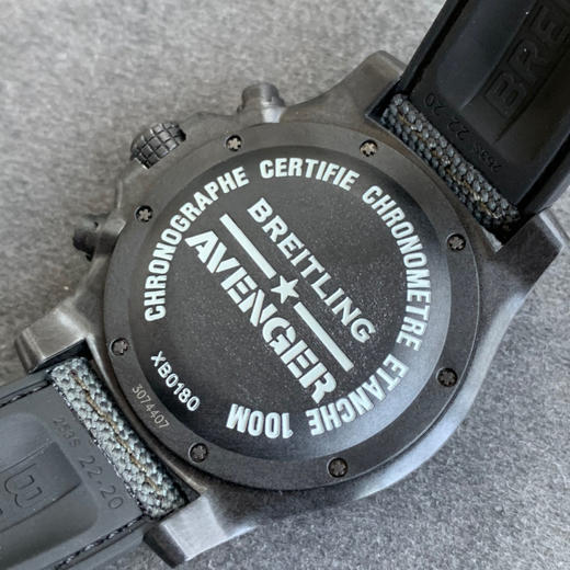 【GF究级新作】百年灵复仇者飓风系列 表径45mm 计时码表机械腕表 商品图7
