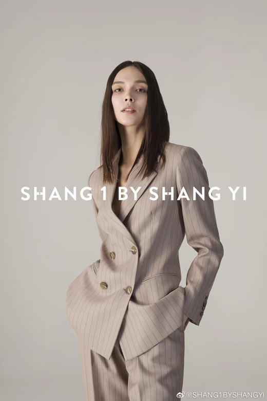 金丝竖纹双排扣西服 商品图1
