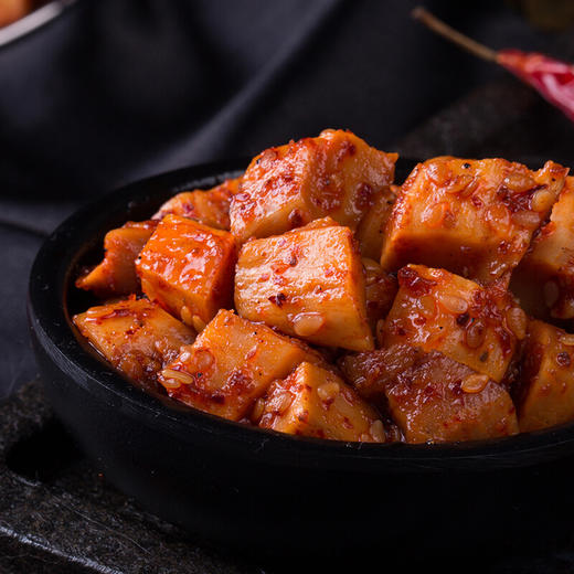 【雷霆崖·血蹄】川辣牛板筋  休闲零食小吃 牛肉脯 牛肉干 麻辣味牛板筋125g/袋 百草味  商品图1