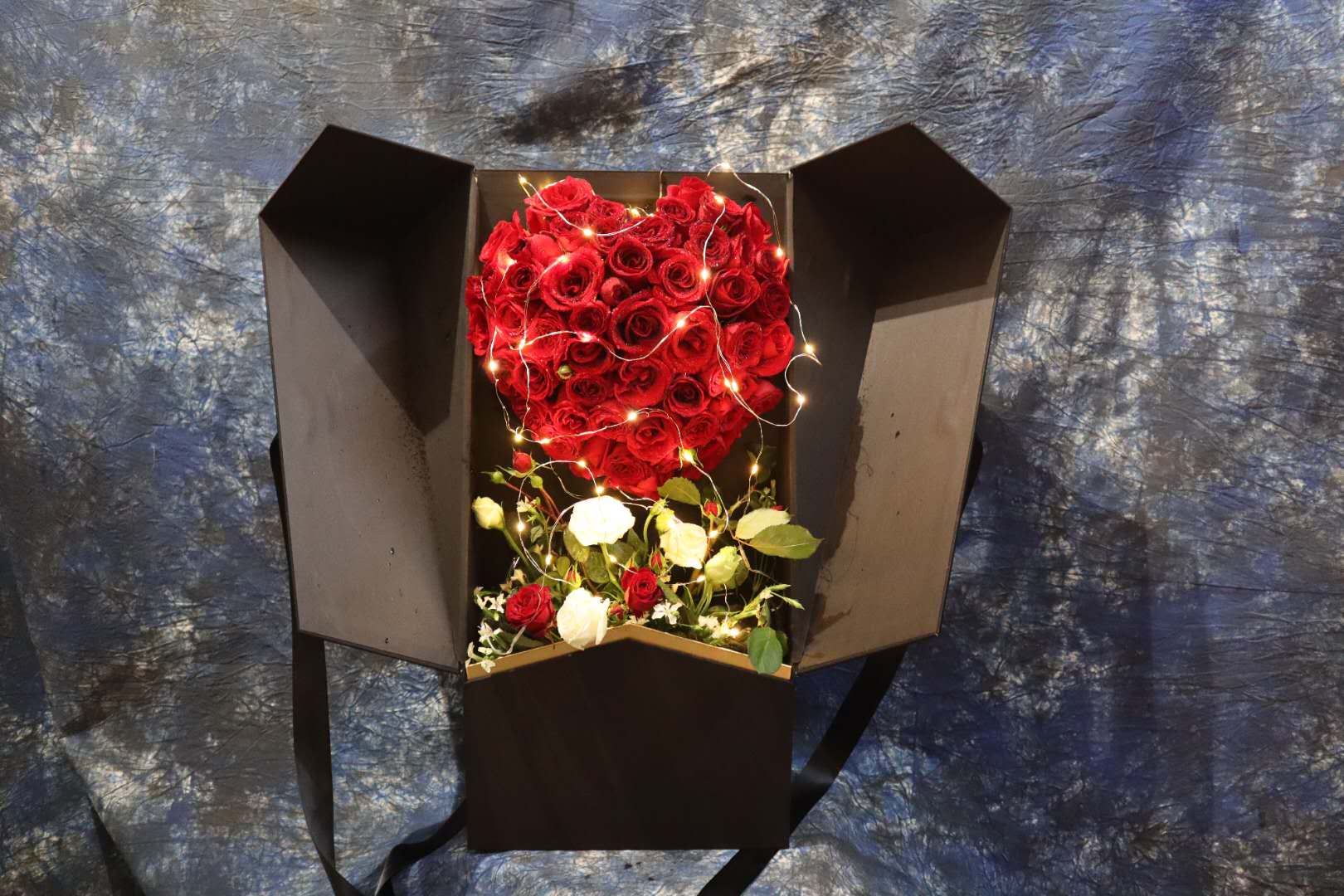 爱的专属----红玫瑰蝙蝠侠礼盒星光版