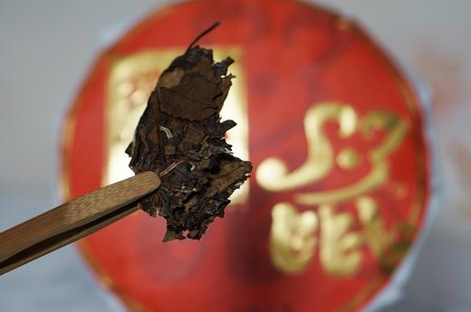 2014年老寿眉饼 茶汤橙黄透亮，入口甘甜清醇，糯香明显 商品图4