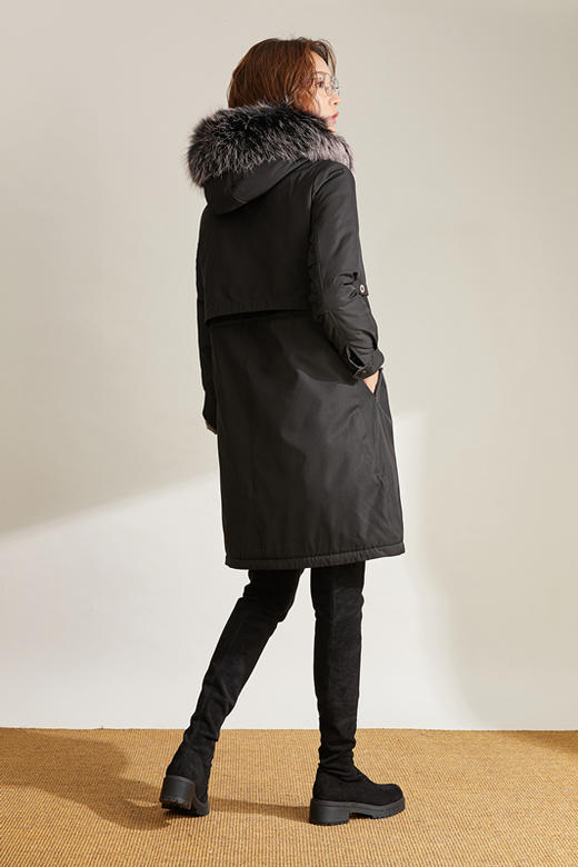 日本LIILY MOON派克羽绒服——集帅气美貌于一身，时尚百搭，又暖又轻盈，带你告别冬日的臃肿 商品图6