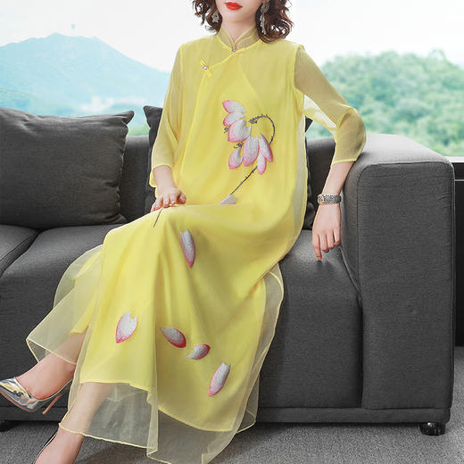 上海旗袍厂KDS-1062     2020春夏新款女装中国风绣花禅意茶服连衣裙 商品图0