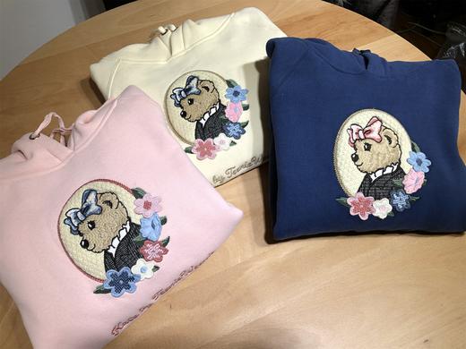 T..W 小熊尼尼 冬季新女款加厚加绒小熊刺绣连帽卫衣 WY340 商品图5