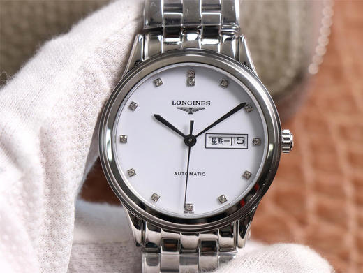 浪qin军旗系列双日历，尺寸38.5mm.中英文星期日历双显示，搭配​精​磨刻字ETA2836​机芯V8认证，进​口蓝宝​石镜​面.一​表​一码一吊​牌无重​复,男士手表，透底，精钢表带，自动机械机芯 商品图0