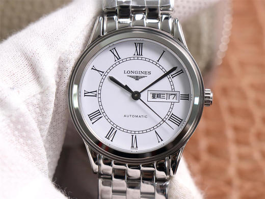 浪qin军旗系列双日历，尺寸38.5mm.中英文星期日历双显示，搭配​精​磨刻字ETA2836​机芯V8认证，进​口蓝宝​石镜​面.一​表​一码一吊​牌无重​复,男士手表，透底，精钢表带，自动机械机芯 商品图0