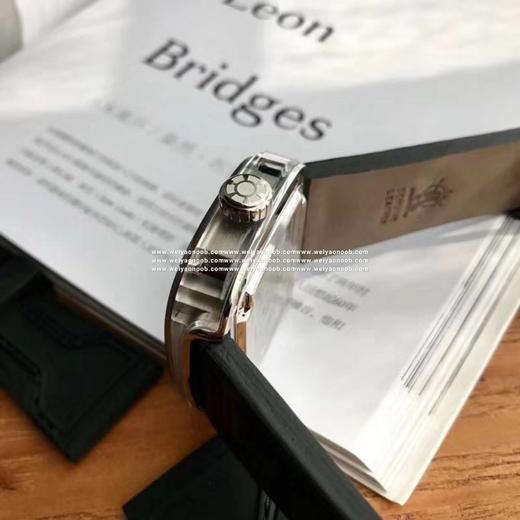 N七个星期五SEVENFRIDAY-S1/01融入新兴可循环材料，动态环上第七类可回收标志赋予了这一款表其文化内涵。皮表带，男士手表 商品图12