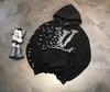 点此购买 LV男女款黑色飞机加绒连帽卫衣 ks135573 商品缩略图5