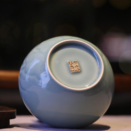 澜沧古茶茶具【龙泉青瓷藏养罐】木盖密封口不含茶叶 商品图5