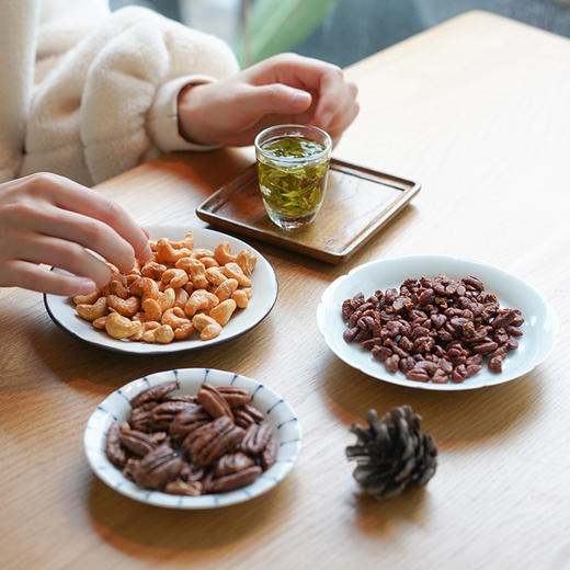 【年货坚果】临安山核桃仁腰果碧根果礼盒 红糖麻花酥饼礼盒 商品图2