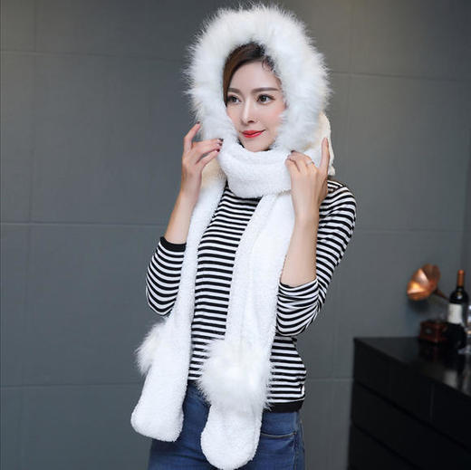 MMK-一体围脖加厚珊瑚绒帽子围巾手套三件套 商品图3