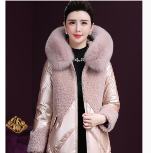 WXY W-RZ-6836W新款连帽超大狐狸毛领羽绒服 商品图0
