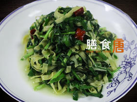 韭菜炒百叶