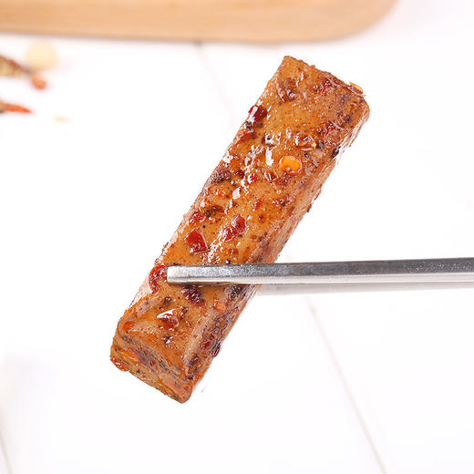 ※买一送一！一字豆干 豆制品 豆腐干 零食小吃 办公室 休闲食品 麻辣味 蛋白素肉豆干  百草味 200g/袋 商品图0