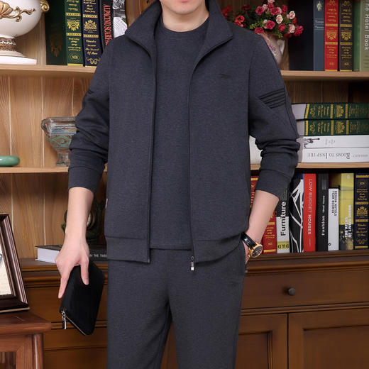 SP-9138DFSTV中年男士运动服套装三件套 商品图1
