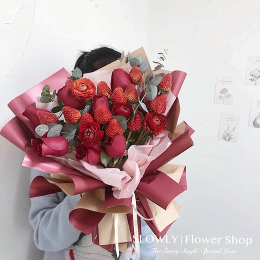 草莓玫瑰花束 商品图0