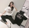 点此购买 香奈儿女款重工烫钻t恤 太136556 商品缩略图0
