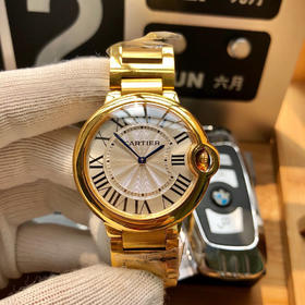    卡地亚 蓝气球系列高版本，中号36mm 中性腕表，男女都可佩戴。316L精钢表壳，鱼眼蓝宝石镜面，瑞士石英机芯 316L精钢表带 原装双按折叠扣 认准独家品质