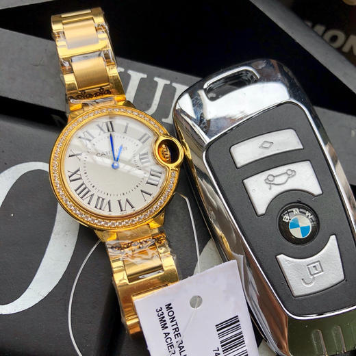    卡地亚 蓝气球系列高版本【钻圈全金款】 中号33mm 女士腕表，316L精钢表壳，鱼眼蓝宝石镜面，瑞士石英机芯 316L精钢表带 原装双按折叠扣 认准独家品质 商品图3