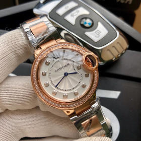    卡地亚 蓝气球系列高版本【钻圈间玫金款】 中号33mm 女士腕表，316L精钢表壳，鱼眼蓝宝石镜面，瑞士石英机芯 316L精钢表带 原装双按折叠扣 认准独家品质