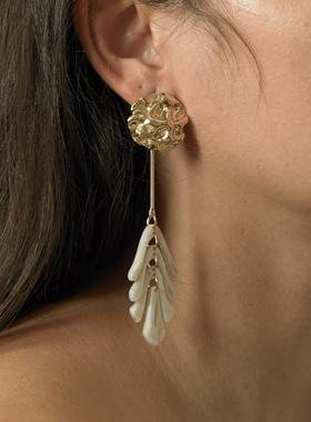 Isora Earrings - Gold/Perla