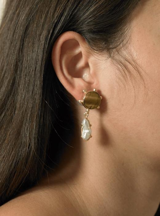 Amphi Earrings - Gold Pearl/Tigré 商品图0