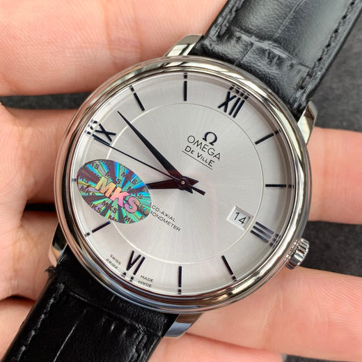 MKS欧米茄碟飞系列腕表。优雅纤薄的外表，搭配简约大方的设计，MKS抓住每一个细节，完美诠释原装优雅商务的经典魅力。 商品图2